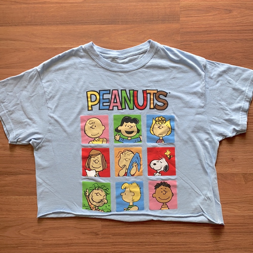 Peanuts brand, size large crop top with raw hem
